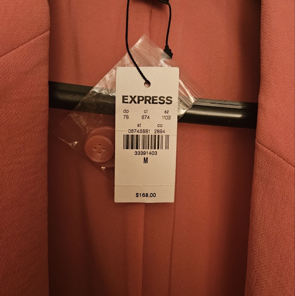 Express suit with matching blouse - Picture 6 of 6